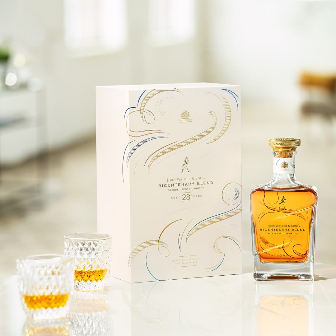 John Walker & Sons Bicentenary Blend 28 Year Old Blended Scotch Whisky Bottle Glassware Flat