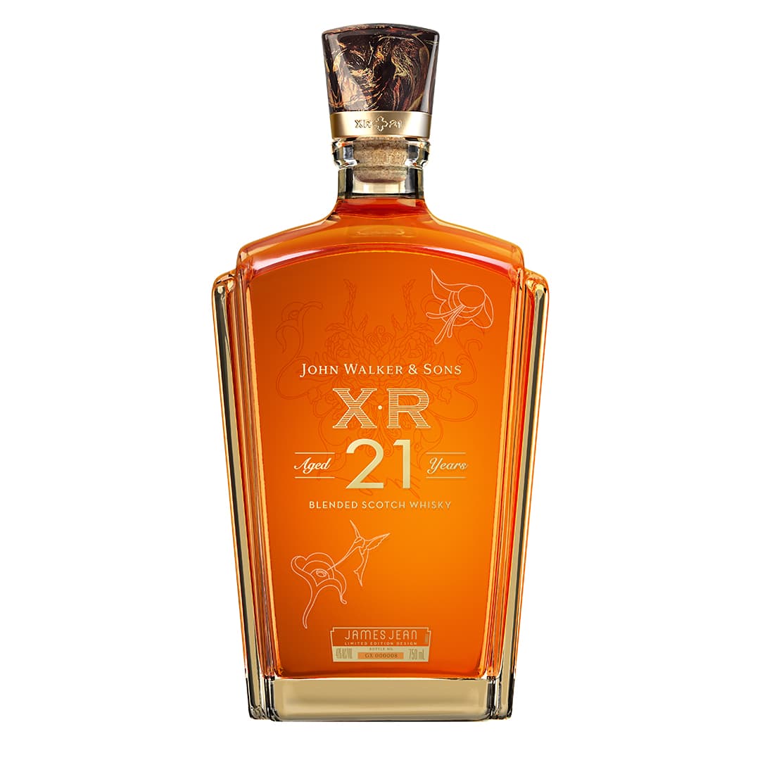 Johnnie Walker & Sons XR 21 bottle front