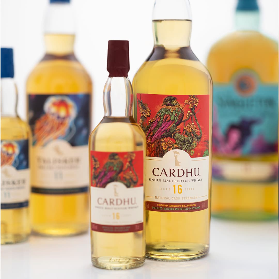 Cardhu 16YO Special Releases 2022 70cl & 20cl Bottles Closeup